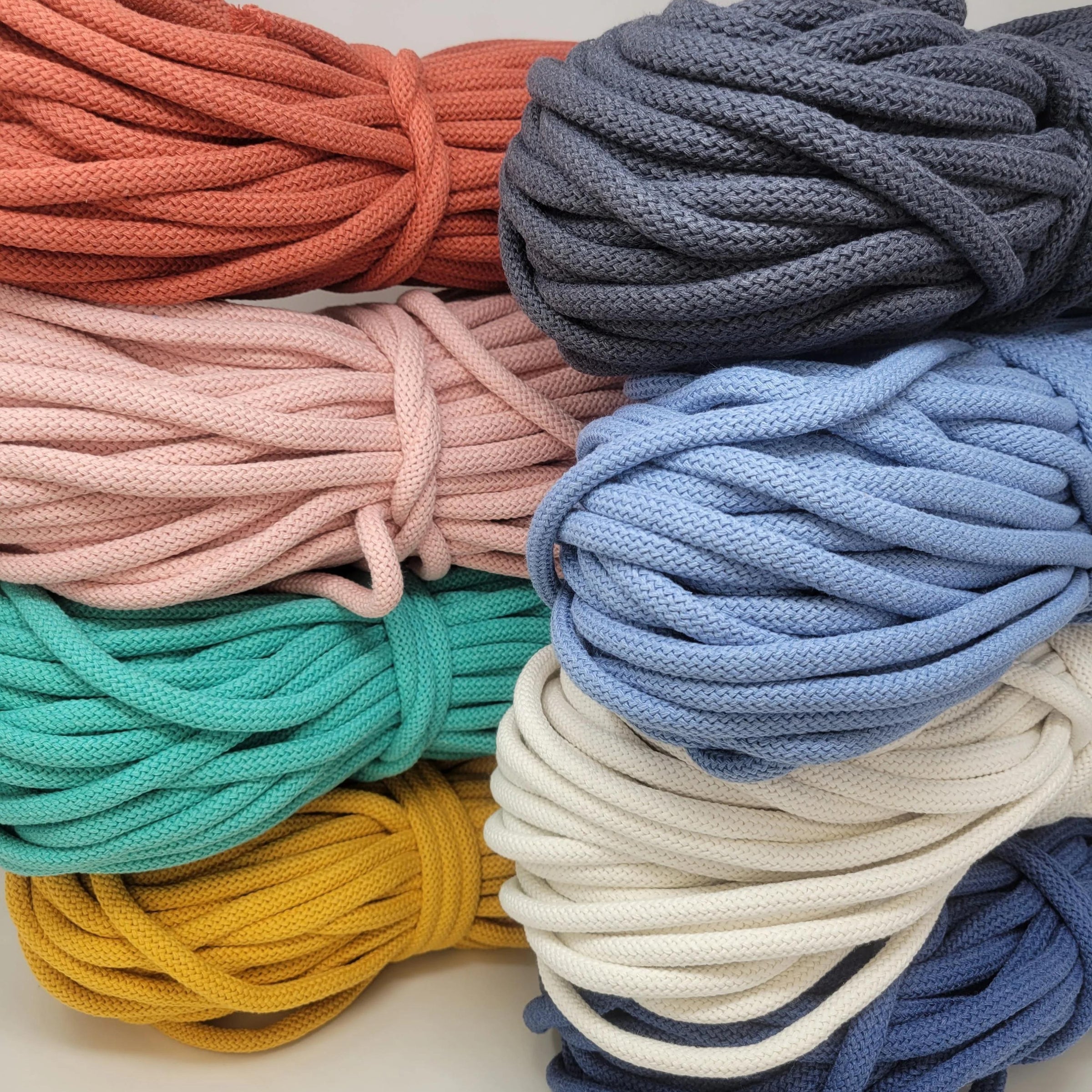 China Factory Macrame Cotton Cord, Twisted Cotton Rope, for Wall